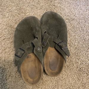Brown suede Birkenstock Boston